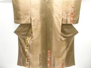 東京ますいわ屋　短冊に花模様一つ紋訪問着